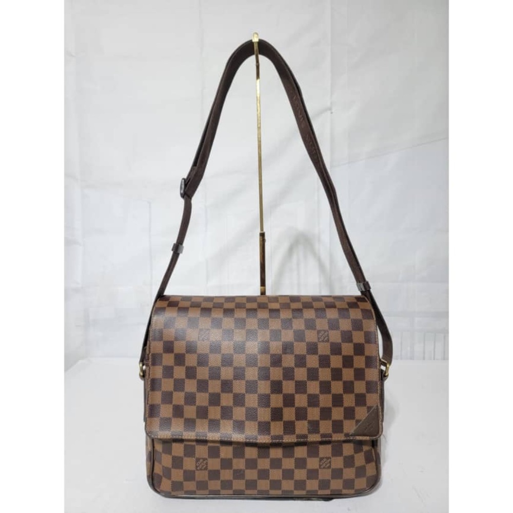 Authentic Louis Vuitton Damier Ebene Canvas Shelton MM Messenger Bag Bro…
